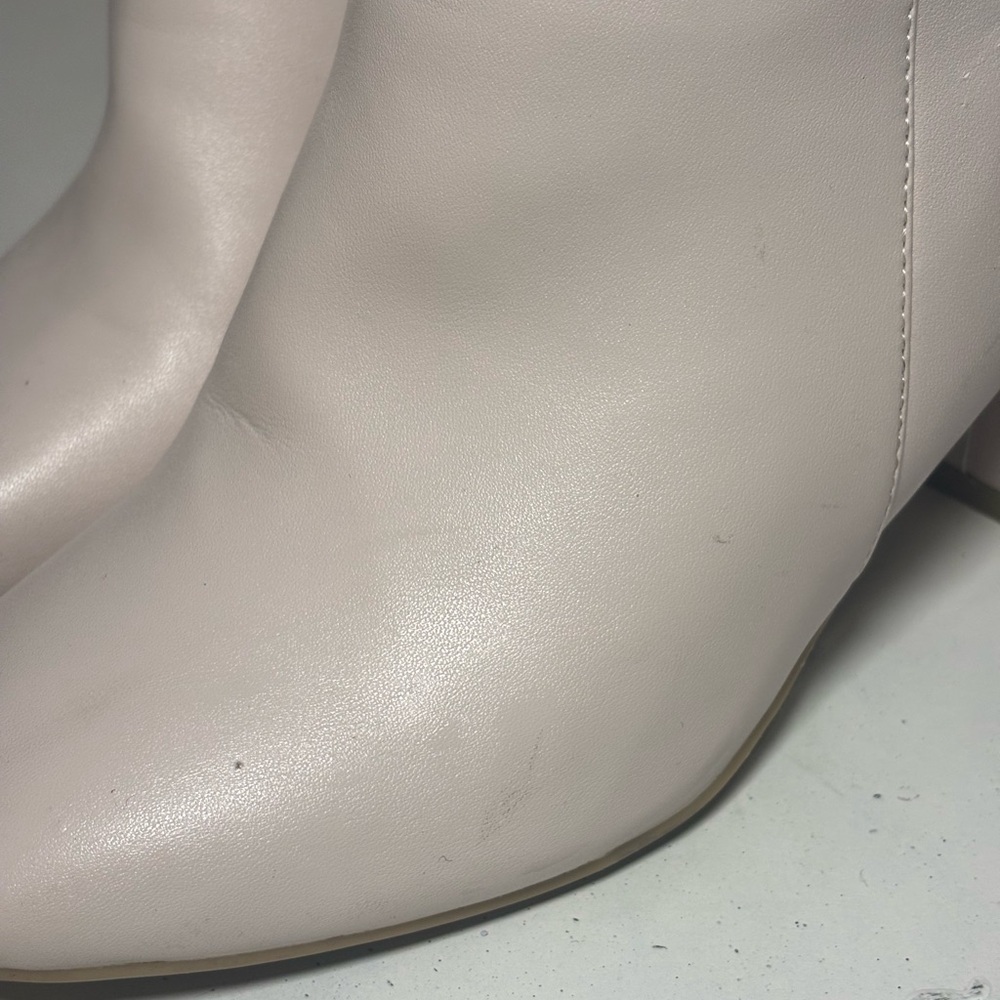 IDIFU White Ada Fashion Square Toe Block Heel Ankle Boots Women's Size 6.5 - Picture 13 of 14
